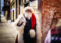 Christmas Pictures in the Alley (12.2.22)